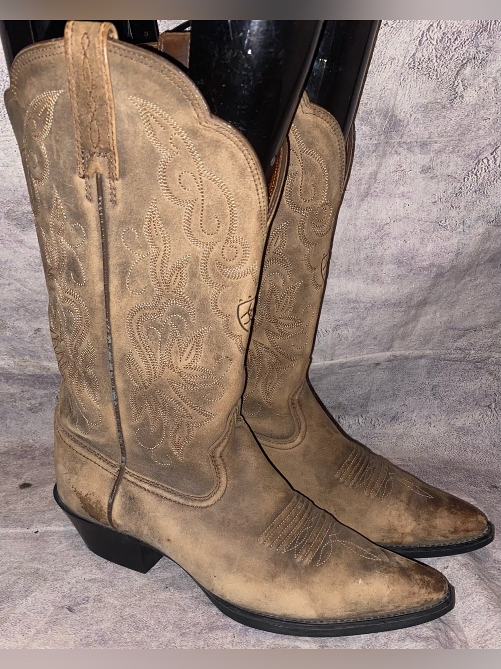 Ariat Heritage Embroidered Cowboy Cowgirl Boots Leather Nubuck Western 7 15729